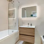 2 Bed In Oc-c33513