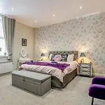 2 Bed In Oc-c33513 Apartman
