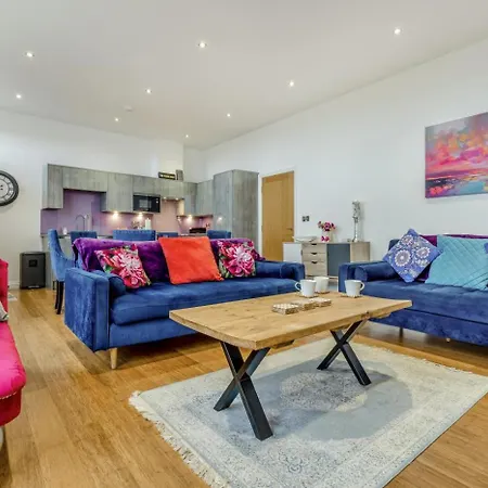 2 Bed In Oc-c33513 * ويتبي